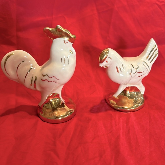 Other - Vintage White and Gold Rooster and Hen set Figurines Chicken
